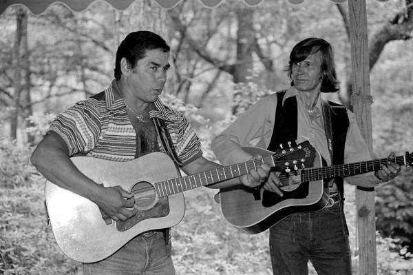 James Billie and Don Grooms performing folk song at the 1983